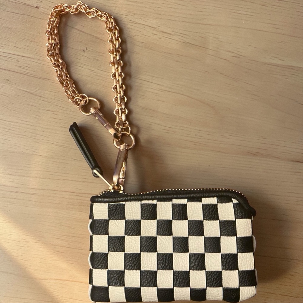 Universal Thread Black and White Checker Money Pouch with Detatchable Gold Chain - Picture 14 of 16